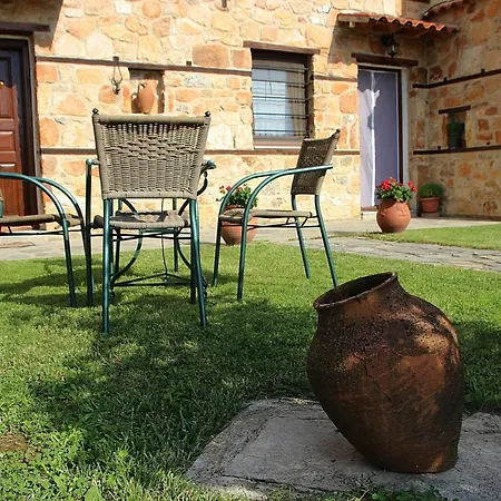 Strofi Ninas Aparthotel *