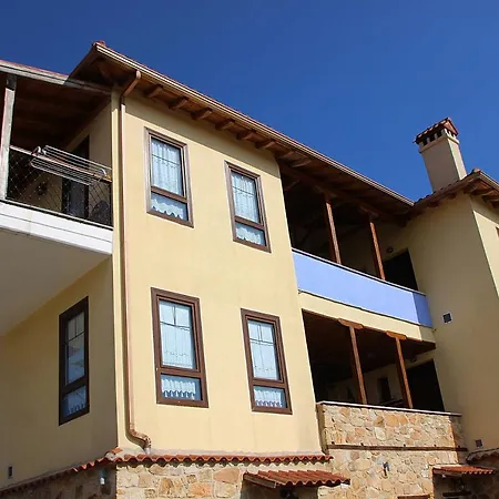 Aparthotel Strofi Ninas