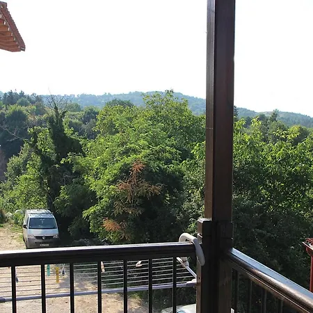 Aparthotel Strofi Ninas *
