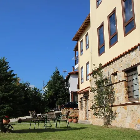 Strofi Ninas Aparthotel *