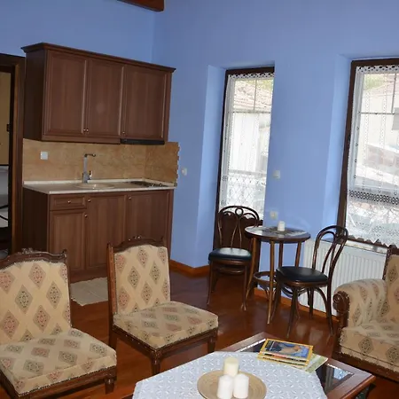 Aparthotel Strofi Ninas