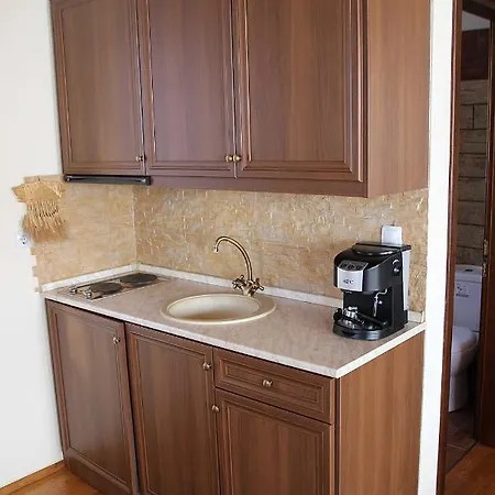 Aparthotel Strofi Ninas