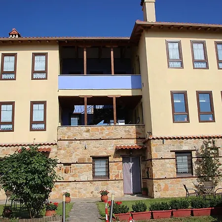 Aparthotel Strofi Ninas