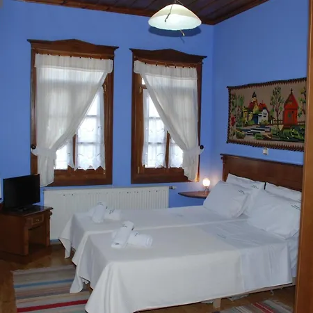 Aparthotel Strofi Ninas *